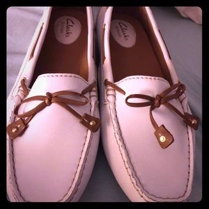 Clark’s leather loafers sz10